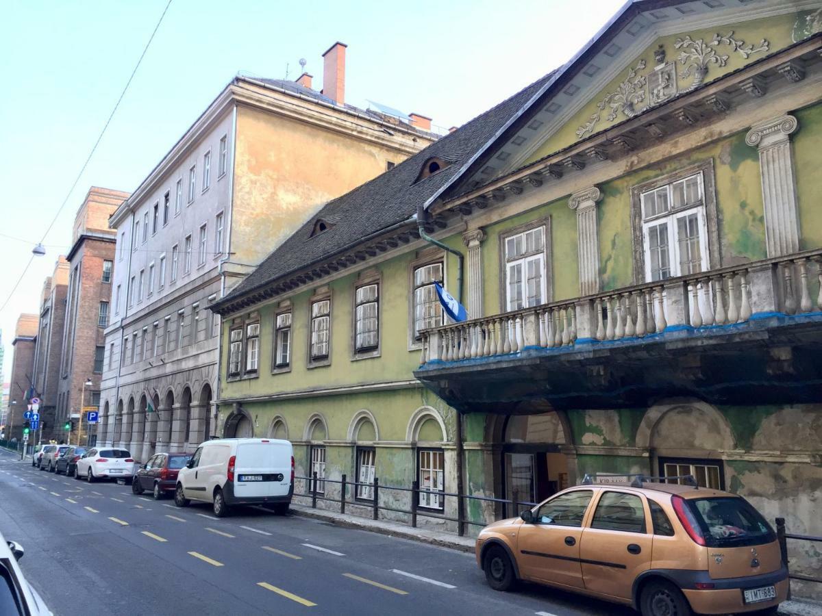 Buda Boutique Apartment Budapeste Exterior foto
