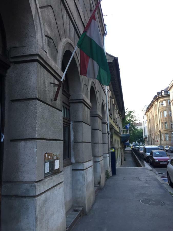 Buda Boutique Apartment Budapeste Exterior foto