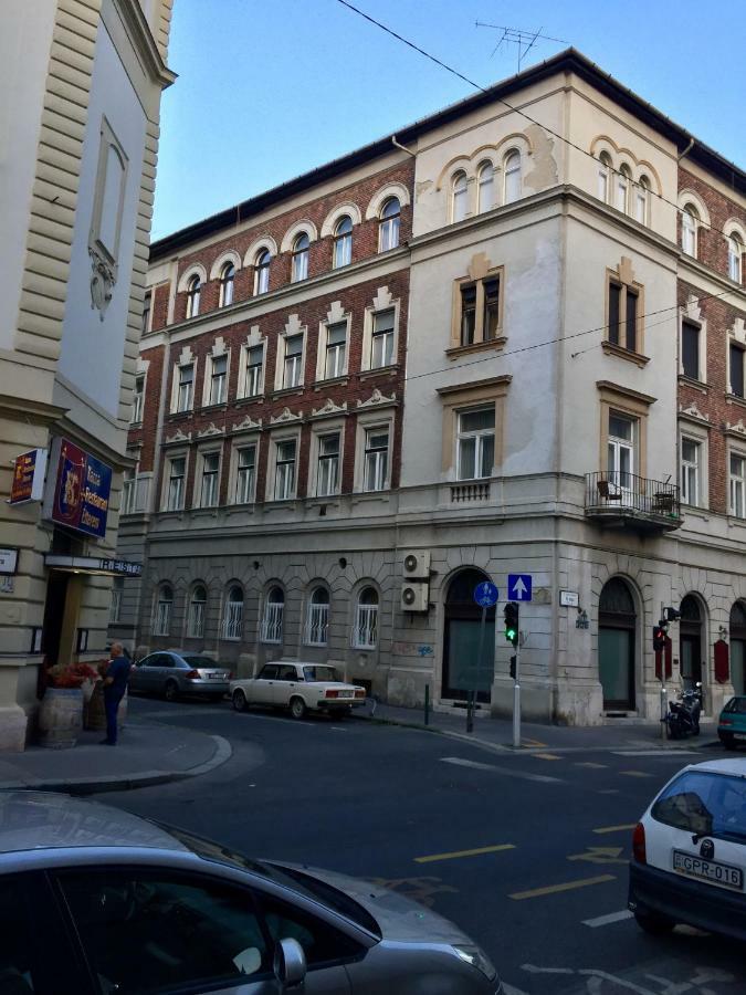 Buda Boutique Apartment Budapeste Exterior foto
